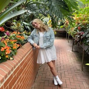 Meet your Posher, Megan